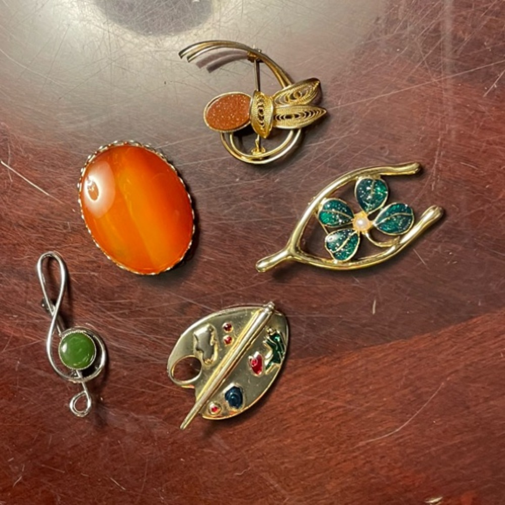 Vintage Brooch Set with enamel and stones
